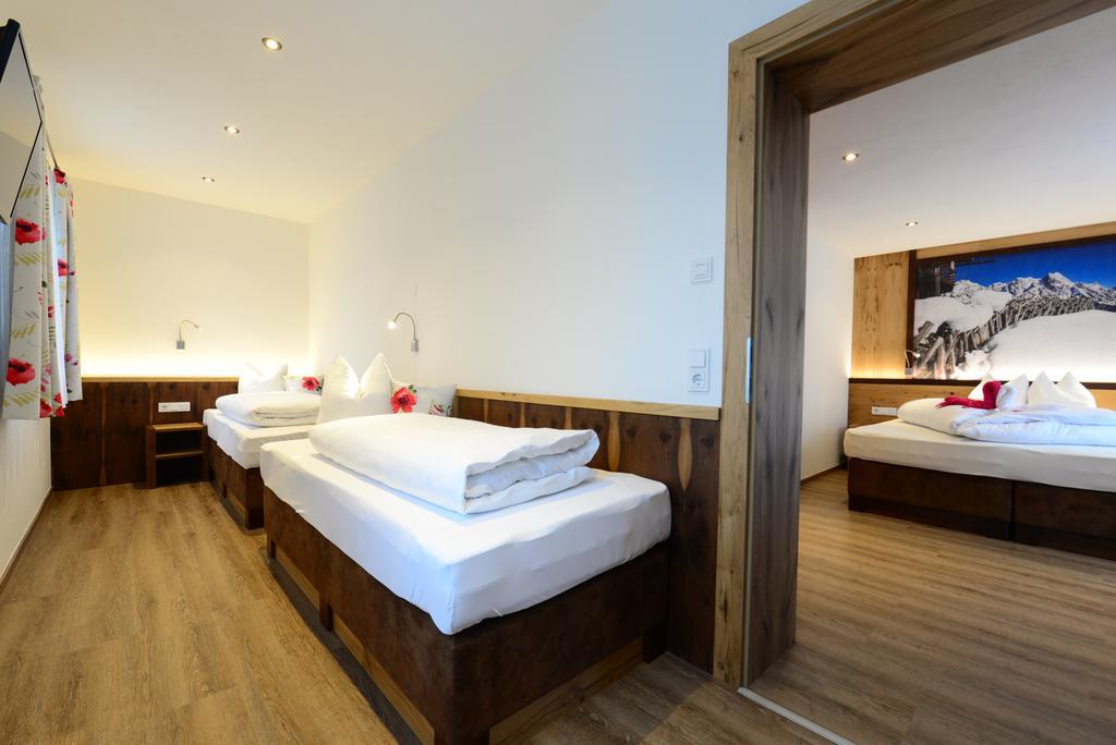 Ferienpension Bierbaumer Leogang Zimmer foto